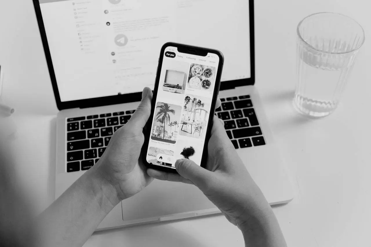 image of a social media manager scheduling posts for a local business client